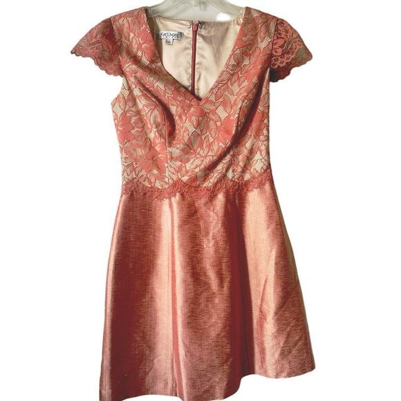 Kay Unger New York Coral Multi Lace Sheath Cocktail Dress Sz. 4 Coquette - Picture 1 of 9